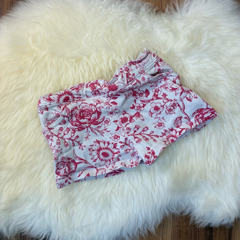 Vintage Mary-Kate and Ashley Pink/White Floral Shorts • Size 4